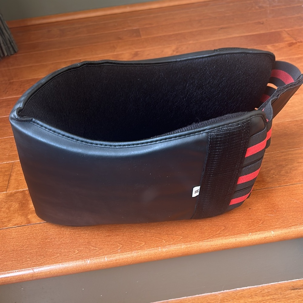 Revgear Set...16oz Boxing Gloves, Belt & Boots - Picture 8 of 8